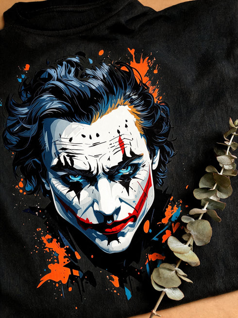 Détail impression portrait clown éclaboussures bleu orange t-shirt