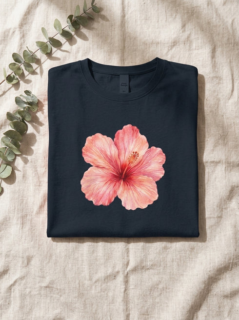 Détail du motif hibiscus et du jersey coton du t-shirt femme Navy