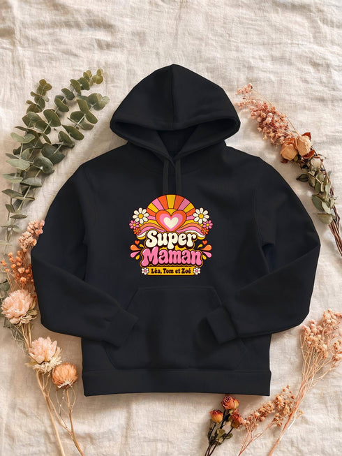 Visuel d’illustration – Sweat femme noir avec le design « Super Maman », exemple avec le surnom seul