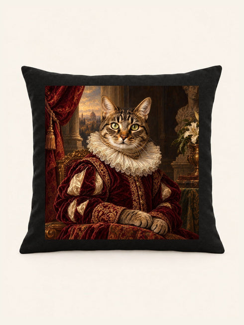 Visuel d’illustration – housse de coussin noire 40 × 40 cm, vue de face, avec le portrait du chat Simba en costume Renaissance, style Galerie Renaissance